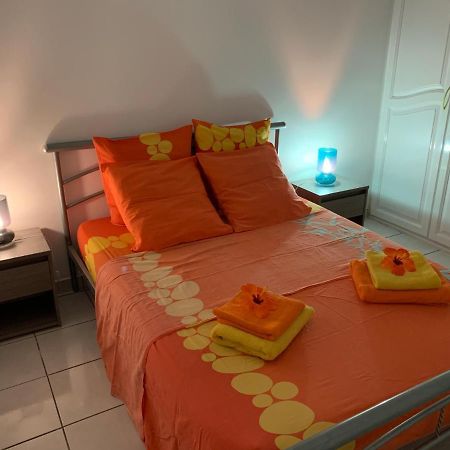 Appartement Les Pommes Lianes à Deshaies Extérieur photo